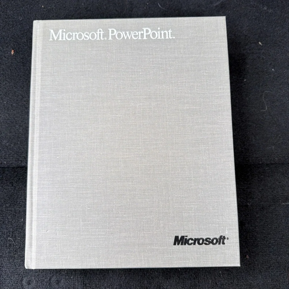 Microsoft PowerPoint 2.0 User's Manual Apple Macintosh 1988 Vintage Hardcover